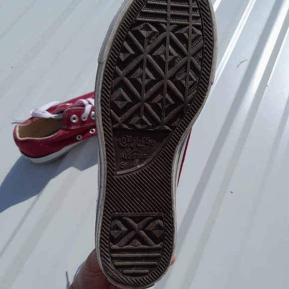 Maroon Converse - Picture 5 of 5